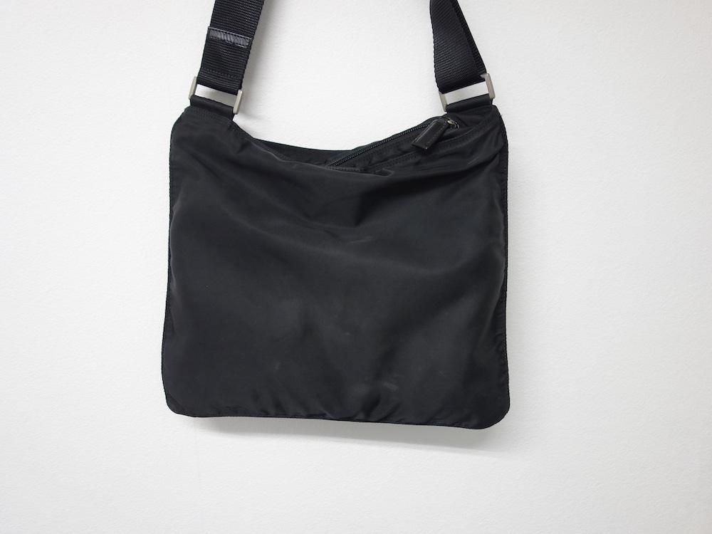 <img class='new_mark_img1' src='https://img.shop-pro.jp/img/new/icons15.gif' style='border:none;display:inline;margin:0px;padding:0px;width:auto;' />PRADA ץ  ߥ˥Хå ꥢ USED