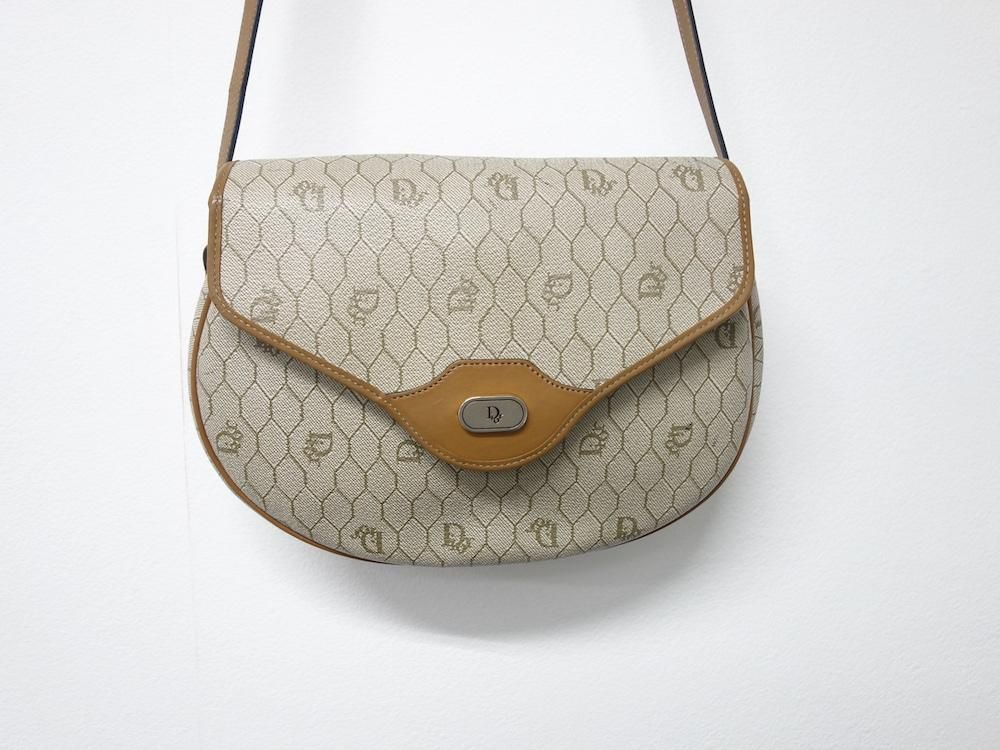 <img class='new_mark_img1' src='https://img.shop-pro.jp/img/new/icons15.gif' style='border:none;display:inline;margin:0px;padding:0px;width:auto;' />Vintage Christian Dior ǥ  ߥ˥Хå  ե USED
