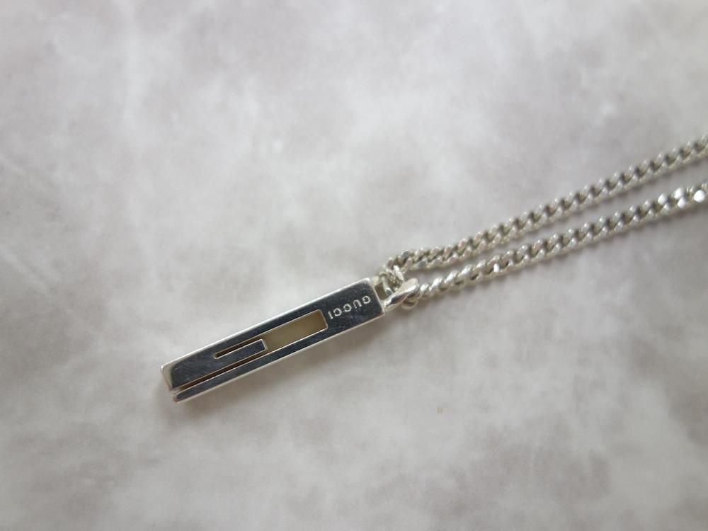 <img class='new_mark_img1' src='https://img.shop-pro.jp/img/new/icons15.gif' style='border:none;display:inline;margin:0px;padding:0px;width:auto;' />GUCCI å  G  ͥå쥹 silver925 ꥢ USED