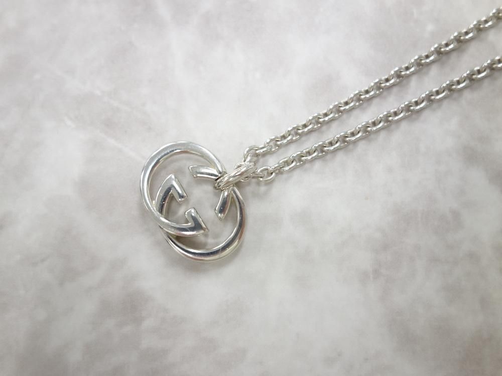 <img class='new_mark_img1' src='https://img.shop-pro.jp/img/new/icons15.gif' style='border:none;display:inline;margin:0px;padding:0px;width:auto;' />GUCCI å    ͥå쥹 silver925 ꥢ USED