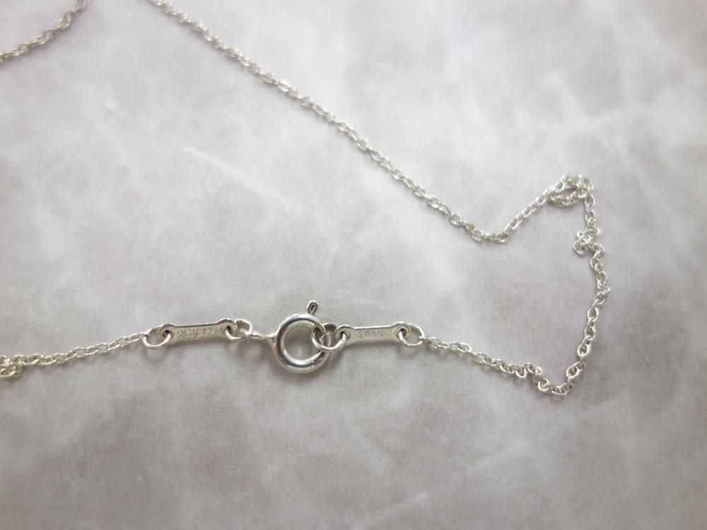 <img class='new_mark_img1' src='https://img.shop-pro.jp/img/new/icons15.gif' style='border:none;display:inline;margin:0px;padding:0px;width:auto;' />Tiffany & Co  ƥեˡ ץϡ ͥå쥹silver925  USED