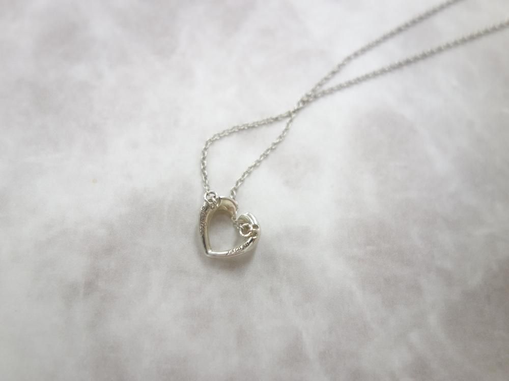 <img class='new_mark_img1' src='https://img.shop-pro.jp/img/new/icons15.gif' style='border:none;display:inline;margin:0px;padding:0px;width:auto;' />Tiffany & Co  ƥեˡ ƥͥϡ ͥå쥹silver925  USED