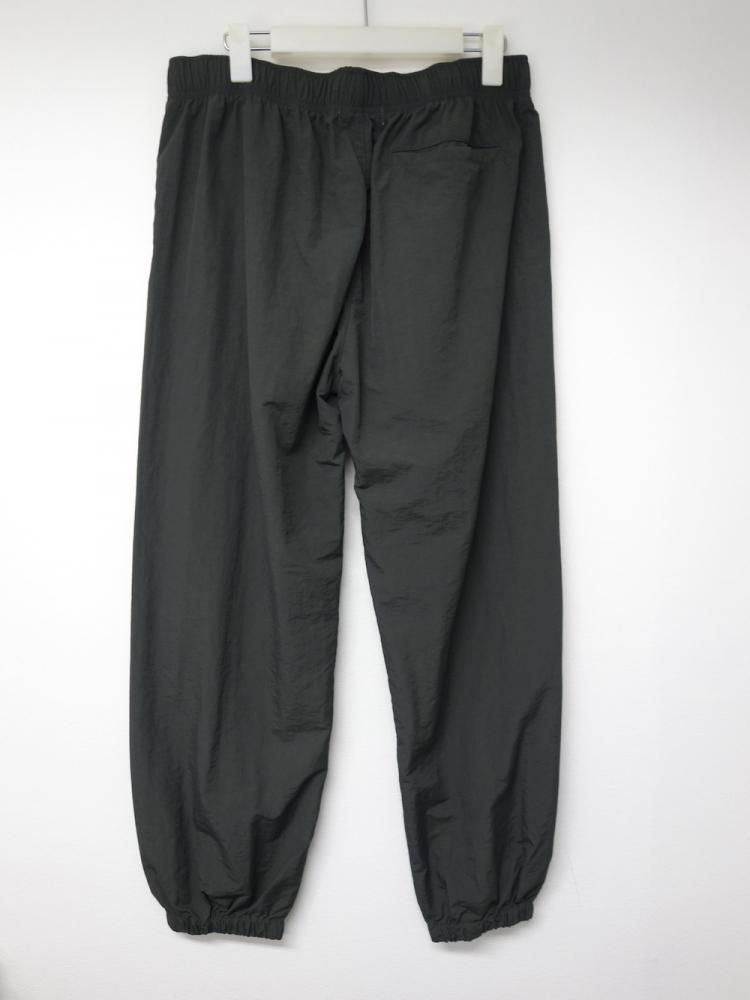 <img class='new_mark_img1' src='https://img.shop-pro.jp/img/new/icons15.gif' style='border:none;display:inline;margin:0px;padding:0px;width:auto;' />SOTA JAPAN LOGO NYLON ѥ d.olive