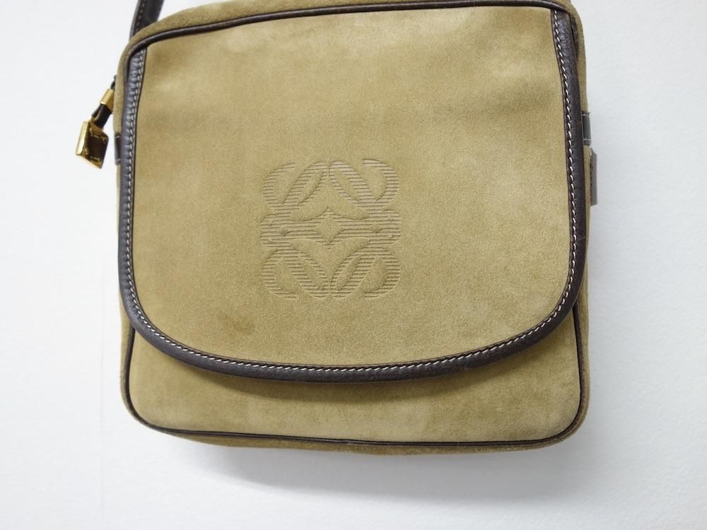 <img class='new_mark_img1' src='https://img.shop-pro.jp/img/new/icons15.gif' style='border:none;display:inline;margin:0px;padding:0px;width:auto;' />LOEWE   쥶 ߥ˥Хå  ڥ USED 
