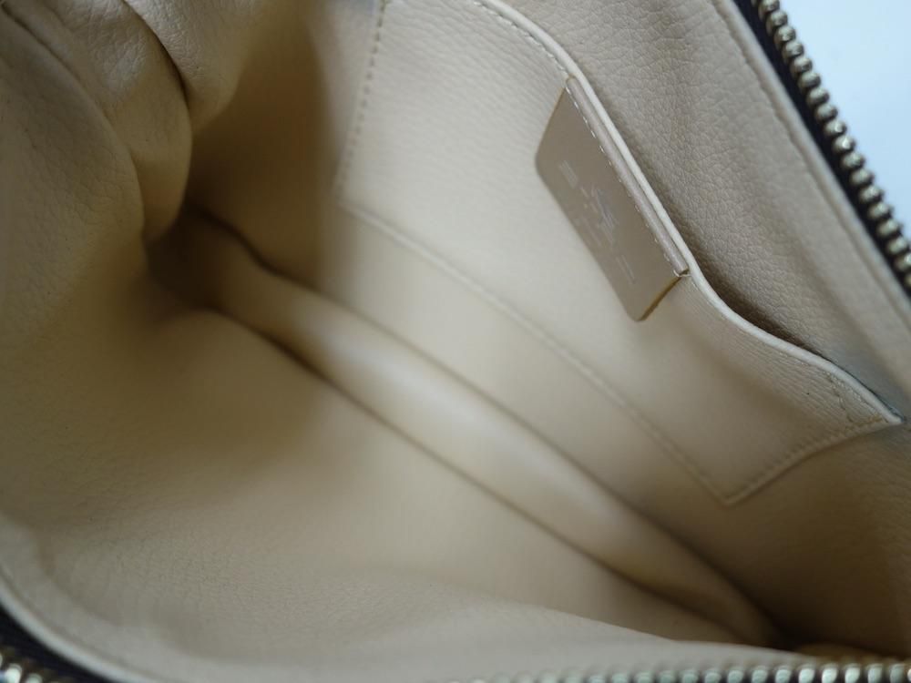 <img class='new_mark_img1' src='https://img.shop-pro.jp/img/new/icons15.gif' style='border:none;display:inline;margin:0px;padding:0px;width:auto;' />ETRO ȥ ڥ꡼ ߥ˥ϥɥХå  ꥢ USED