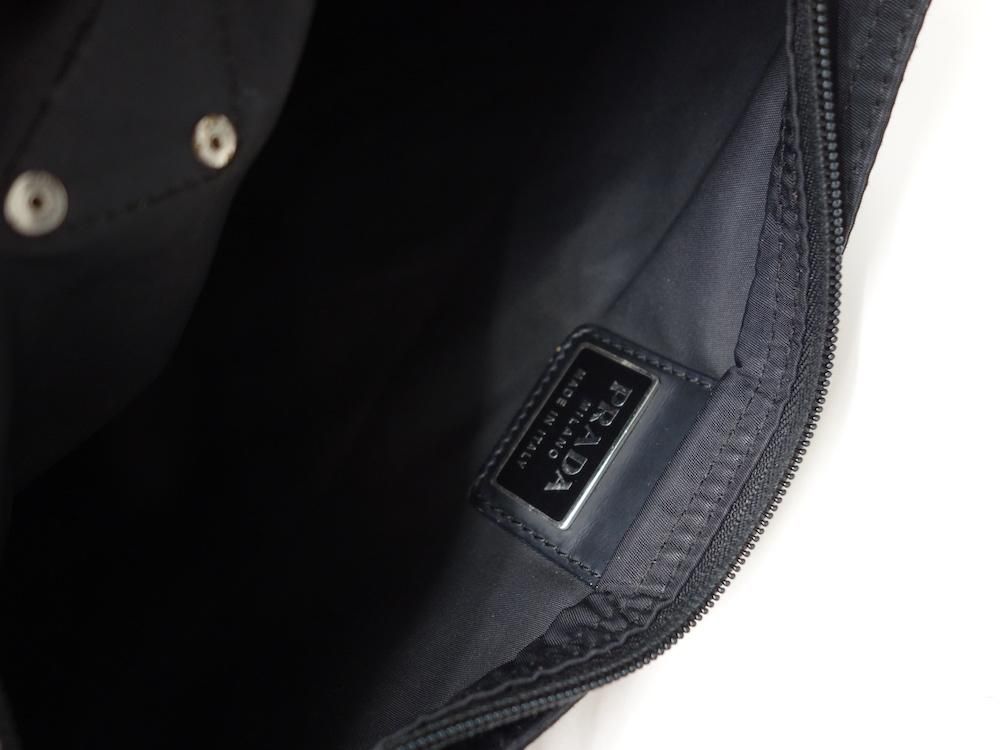 PRADA プラダ ロゴ ミニショルダーバッグ イタリア製 PRADA プラダ ロゴ ミニショルダーバッグ イタリア製 USED