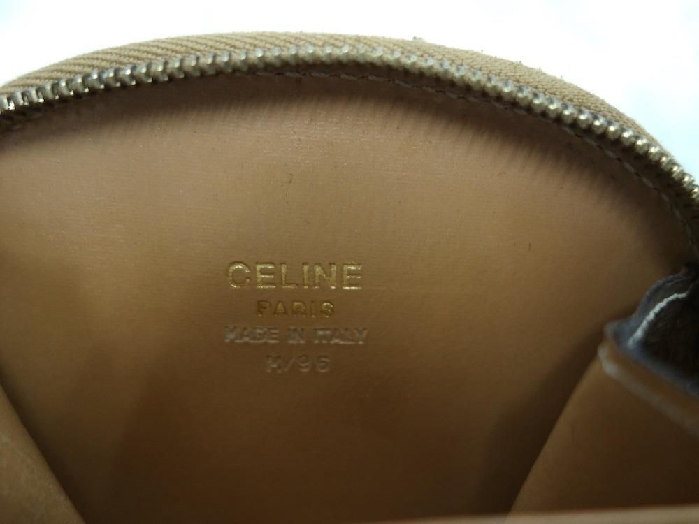 <img class='new_mark_img1' src='https://img.shop-pro.jp/img/new/icons15.gif' style='border:none;display:inline;margin:0px;padding:0px;width:auto;' />OLD CELINE ɡ꡼ ޥ  󥱡 ꥢ  USED 