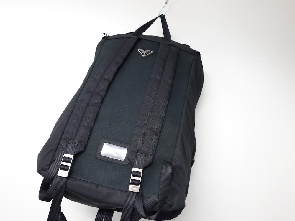 <img class='new_mark_img1' src='https://img.shop-pro.jp/img/new/icons15.gif' style='border:none;display:inline;margin:0px;padding:0px;width:auto;' />PRADA ץ ʥХåѥå V136 ꥢ USED