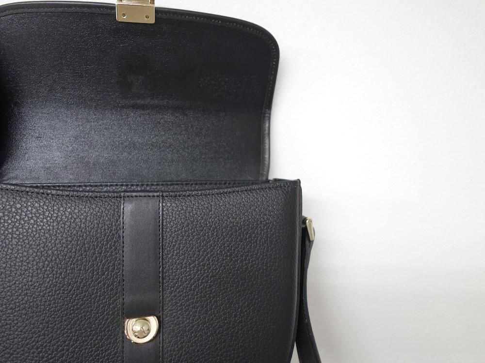 【Burberry's】美品 レザー ショルダー バッグ ヴィンテージ 黒 Vintage BURBERRYS バーバリー レザー ミニショルダーバッグ