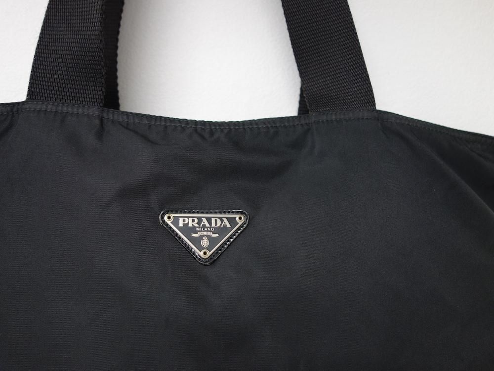 <img class='new_mark_img1' src='https://img.shop-pro.jp/img/new/icons15.gif' style='border:none;display:inline;margin:0px;padding:0px;width:auto;' />PRADA ץ   ʥ ȡȥХå ꥢ USED