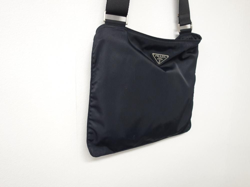 PRADA プラダ ロゴ ミニショルダーバッグ イタリア製 USED