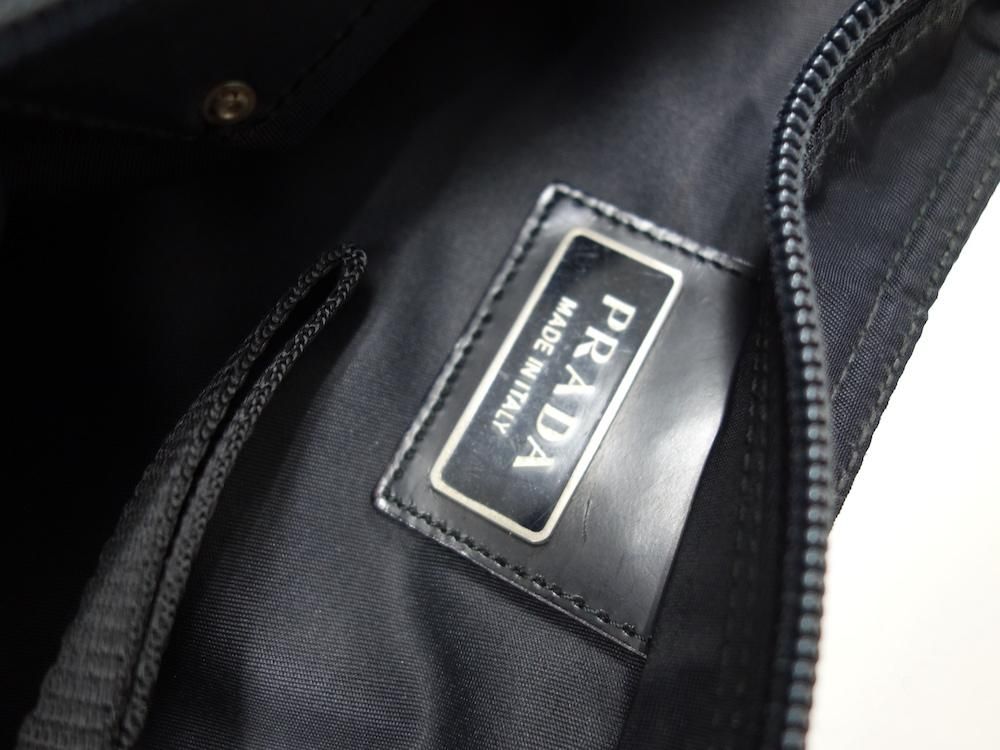PRADA プラダ ロゴ ミニショルダーバッグ イタリア製 USED