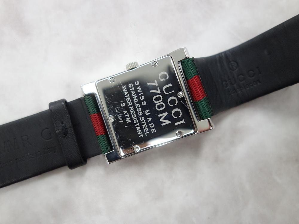 GUCCI グッチ　腕時計　スイス製 GUCCI グッチ レクタンギュラー ウォッチ 時計 スイス製 USED