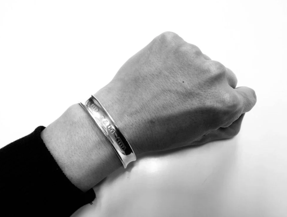<img class='new_mark_img1' src='https://img.shop-pro.jp/img/new/icons15.gif' style='border:none;display:inline;margin:0px;padding:0px;width:auto;' />TIFFANY ƥեˡ  1837 ʥ ե֥쥹åȡsilver925  USED