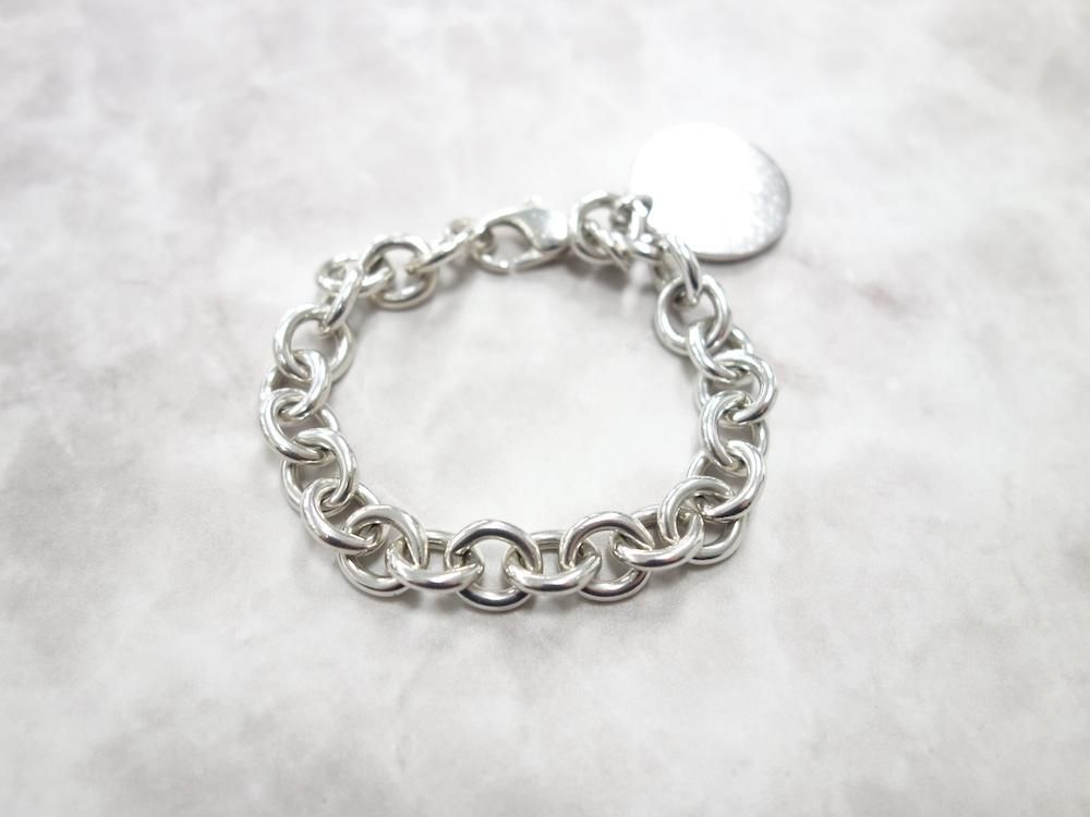 <img class='new_mark_img1' src='https://img.shop-pro.jp/img/new/icons15.gif' style='border:none;display:inline;margin:0px;padding:0px;width:auto;' />Tiffany & Co  ƥեˡ  ꥿ȥ ֥쥹åȡsilver925  USED