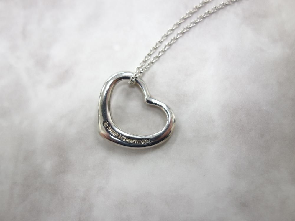<img class='new_mark_img1' src='https://img.shop-pro.jp/img/new/icons15.gif' style='border:none;display:inline;margin:0px;padding:0px;width:auto;' />Tiffany & Co  ƥեˡ ץϡ ͥå쥹silver925  USED