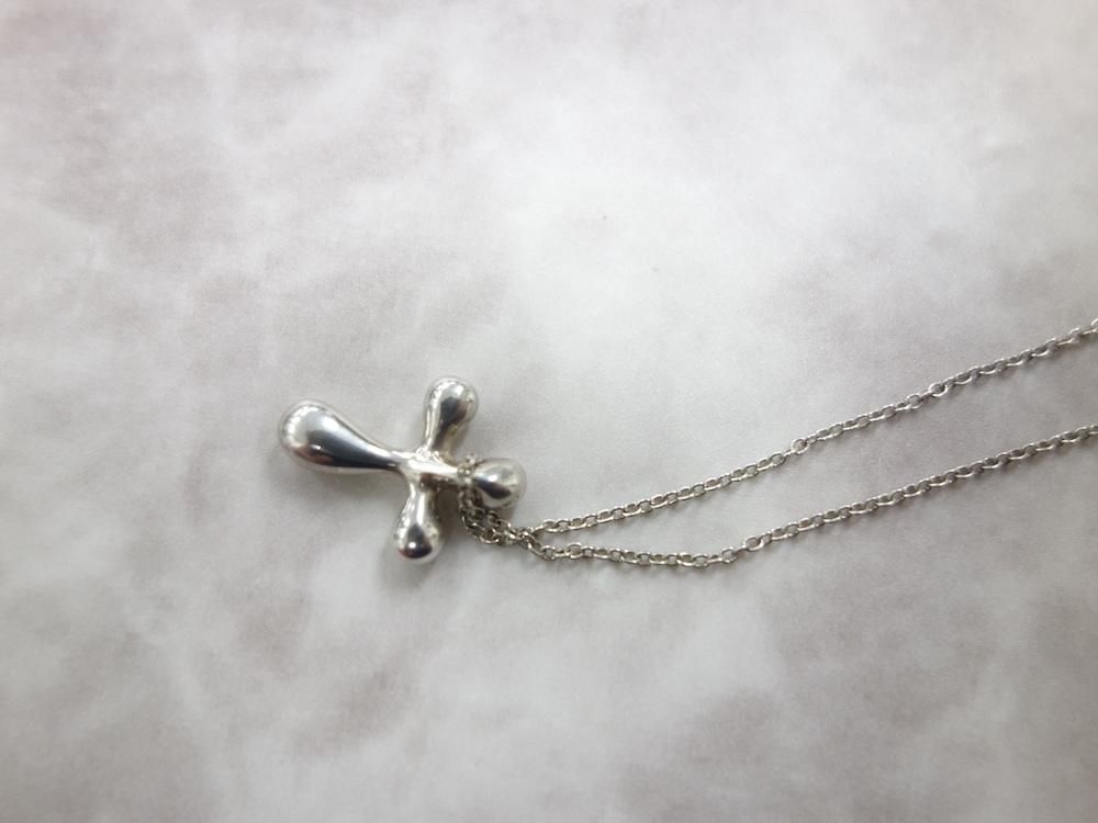 <img class='new_mark_img1' src='https://img.shop-pro.jp/img/new/icons15.gif' style='border:none;display:inline;margin:0px;padding:0px;width:auto;' />Tiffany & Co  ƥեˡ ƥɥåץͥå쥹silver925  USED