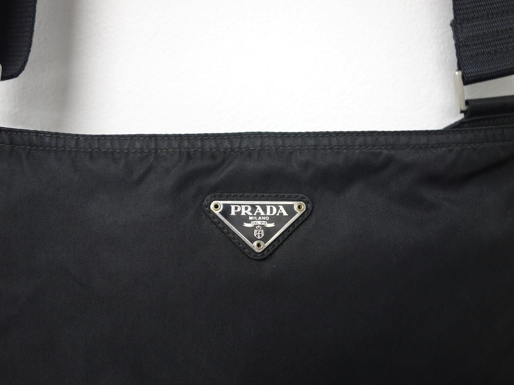 <img class='new_mark_img1' src='https://img.shop-pro.jp/img/new/icons15.gif' style='border:none;display:inline;margin:0px;padding:0px;width:auto;' />PRADA ץ  ߥ˥Хå ꥢ USED