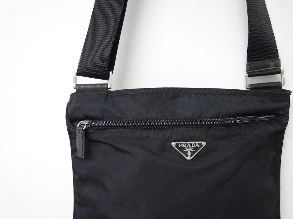 <img class='new_mark_img1' src='https://img.shop-pro.jp/img/new/icons15.gif' style='border:none;display:inline;margin:0px;padding:0px;width:auto;' />PRADA ץ  ߥ˥Хå ꥢ USED