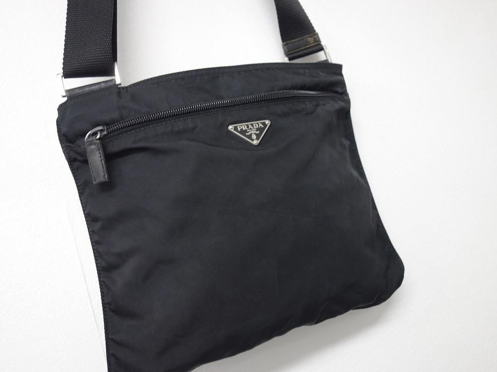 <img class='new_mark_img1' src='https://img.shop-pro.jp/img/new/icons15.gif' style='border:none;display:inline;margin:0px;padding:0px;width:auto;' />PRADA ץ  ߥ˥Хå ꥢ USED