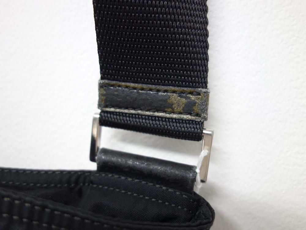 <img class='new_mark_img1' src='https://img.shop-pro.jp/img/new/icons15.gif' style='border:none;display:inline;margin:0px;padding:0px;width:auto;' />PRADA ץ  ߥ˥Хå ꥢ USED