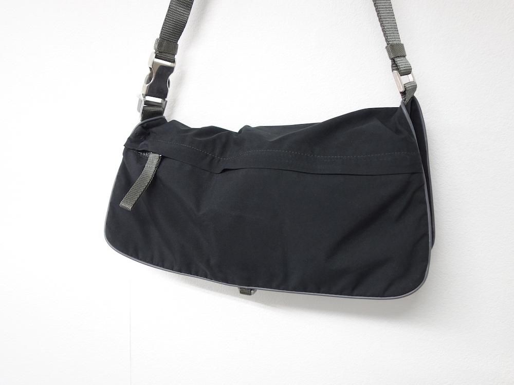 <img class='new_mark_img1' src='https://img.shop-pro.jp/img/new/icons15.gif' style='border:none;display:inline;margin:0px;padding:0px;width:auto;' />PRADA SPORT ץ ߥ˥Хå  ꥢ USED