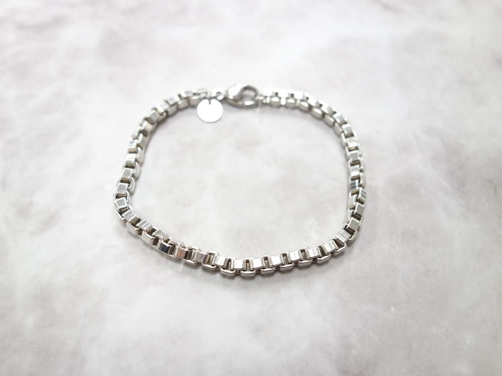 <img class='new_mark_img1' src='https://img.shop-pro.jp/img/new/icons15.gif' style='border:none;display:inline;margin:0px;padding:0px;width:auto;' />Tiffany & Co  ƥեˡ ٥ͥ ֥쥹å silver925 USED #1