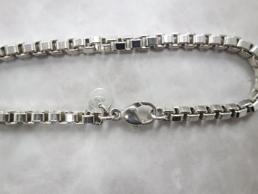 <img class='new_mark_img1' src='https://img.shop-pro.jp/img/new/icons15.gif' style='border:none;display:inline;margin:0px;padding:0px;width:auto;' />Tiffany & Co  ƥեˡ ٥ͥ ֥쥹å silver925 USED #1