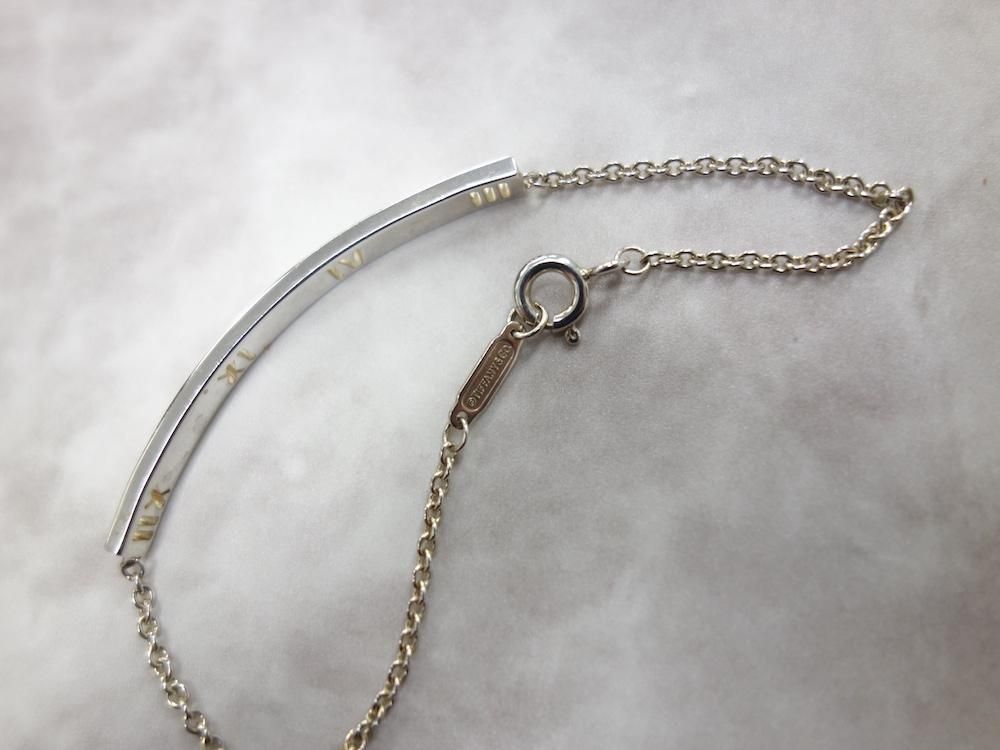 <img class='new_mark_img1' src='https://img.shop-pro.jp/img/new/icons15.gif' style='border:none;display:inline;margin:0px;padding:0px;width:auto;' />Tiffany & Co  ƥեˡ ȥ饹 ֥쥹å silver925 USED