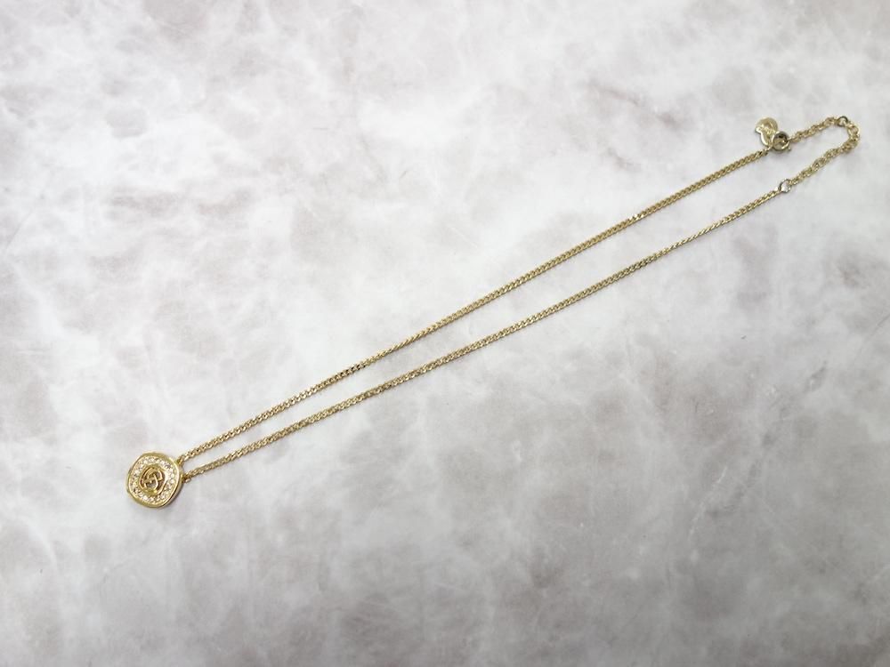 <img class='new_mark_img1' src='https://img.shop-pro.jp/img/new/icons15.gif' style='border:none;display:inline;margin:0px;padding:0px;width:auto;' />Vintage Christian Dior ꥹǥ  ͥå쥹 USED