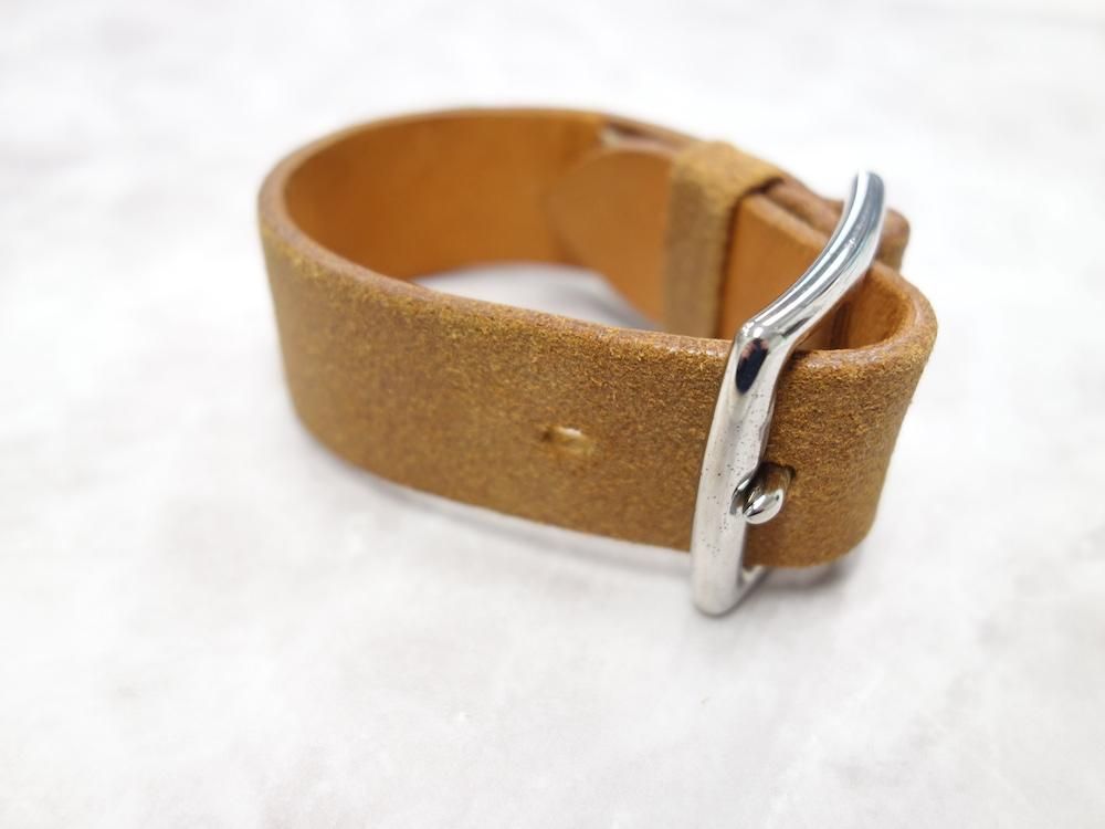 <img class='new_mark_img1' src='https://img.shop-pro.jp/img/new/icons15.gif' style='border:none;display:inline;margin:0px;padding:0px;width:auto;' />HERMES ᥹ ȥ쥶 ֥쥹å ե USED