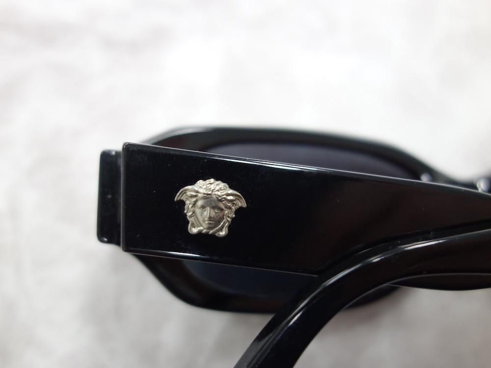 <img class='new_mark_img1' src='https://img.shop-pro.jp/img/new/icons15.gif' style='border:none;display:inline;margin:0px;padding:0px;width:auto;' />GIANNI VERSACE 륵 ǥ塼 󥰥饹   ꥢ USED