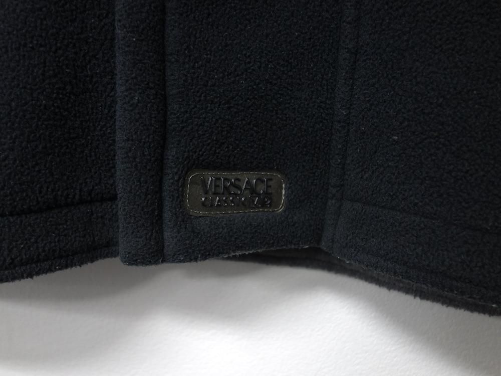 <img class='new_mark_img1' src='https://img.shop-pro.jp/img/new/icons15.gif' style='border:none;display:inline;margin:0px;padding:0px;width:auto;' />VERSACE CLASSIC 륵 ե꡼  USED