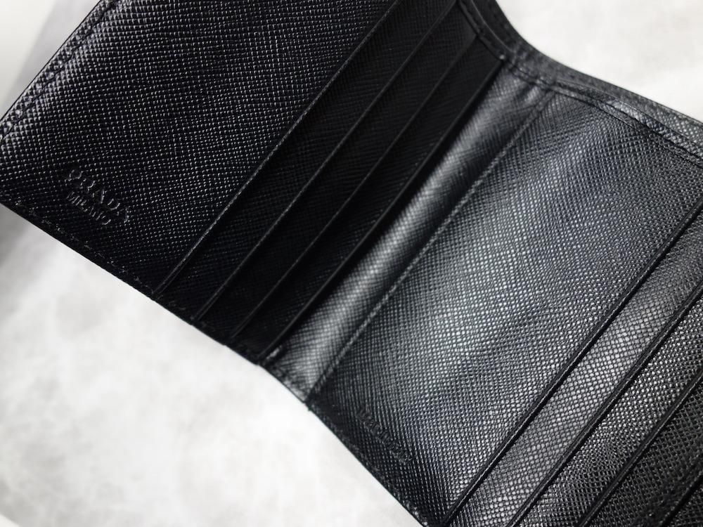 <img class='new_mark_img1' src='https://img.shop-pro.jp/img/new/icons15.gif' style='border:none;display:inline;margin:0px;padding:0px;width:auto;' />PRADA ץ  ʥ ޤ ꥢ USED