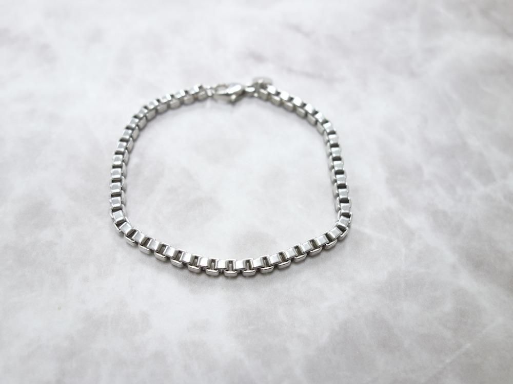 <img class='new_mark_img1' src='https://img.shop-pro.jp/img/new/icons15.gif' style='border:none;display:inline;margin:0px;padding:0px;width:auto;' />Tiffany & Co  ƥեˡ ٥ͥ ֥쥹å silver925 USED #2