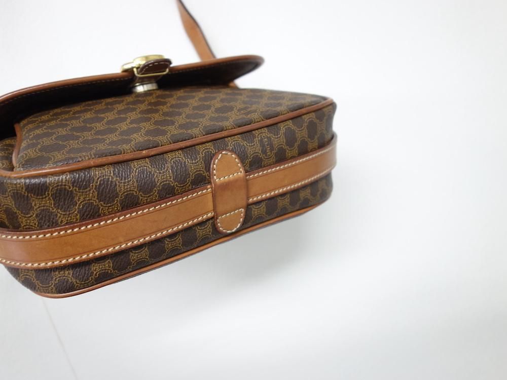 <img class='new_mark_img1' src='https://img.shop-pro.jp/img/new/icons15.gif' style='border:none;display:inline;margin:0px;padding:0px;width:auto;' />OLD CELINE  ꡼  ޥ  ߥ˥Хå ꥢ  USED 