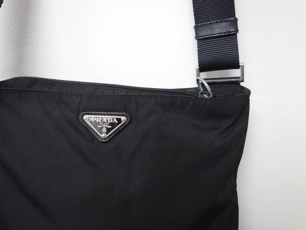 <img class='new_mark_img1' src='https://img.shop-pro.jp/img/new/icons15.gif' style='border:none;display:inline;margin:0px;padding:0px;width:auto;' />PRADA ץ  ߥ˥Хå ꥢ USED