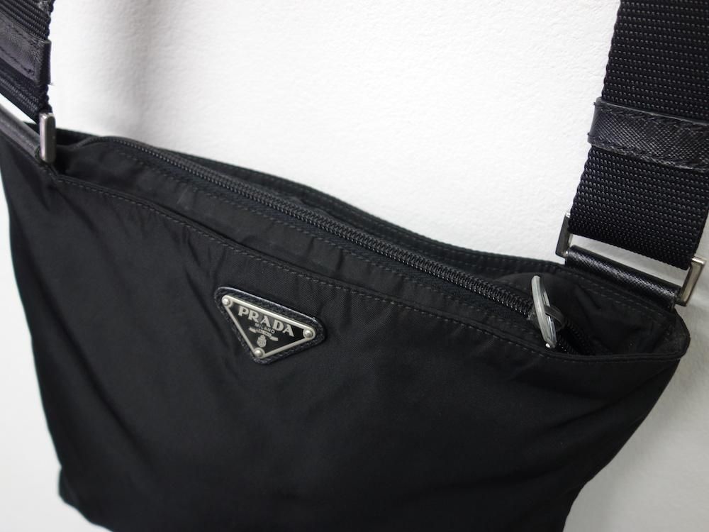 <img class='new_mark_img1' src='https://img.shop-pro.jp/img/new/icons15.gif' style='border:none;display:inline;margin:0px;padding:0px;width:auto;' />PRADA ץ  ߥ˥Хå ꥢ USED