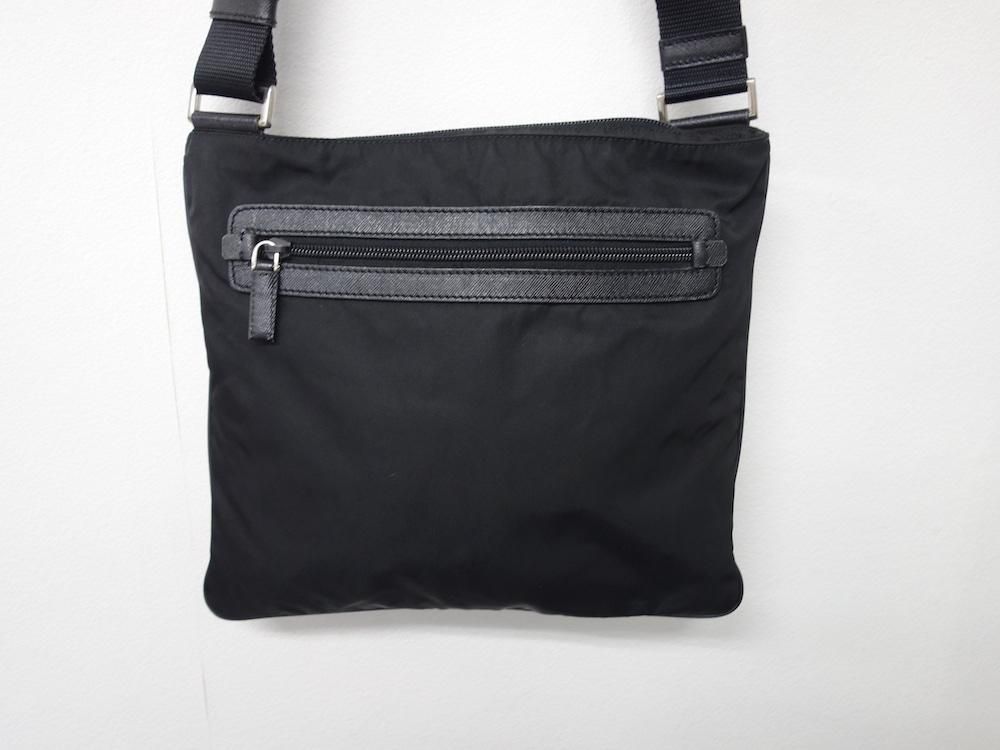 <img class='new_mark_img1' src='https://img.shop-pro.jp/img/new/icons15.gif' style='border:none;display:inline;margin:0px;padding:0px;width:auto;' />PRADA ץ  ߥ˥Хå ꥢ USED