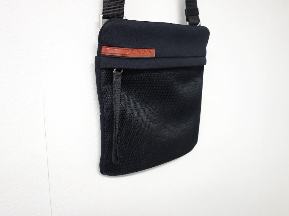<img class='new_mark_img1' src='https://img.shop-pro.jp/img/new/icons15.gif' style='border:none;display:inline;margin:0px;padding:0px;width:auto;' />PRADA SPORT ץ  ߥ˥Хå ꥢ USED