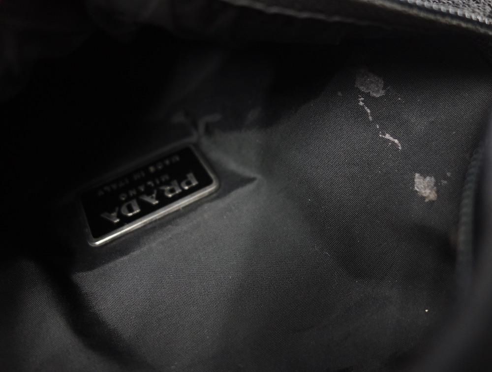 <img class='new_mark_img1' src='https://img.shop-pro.jp/img/new/icons15.gif' style='border:none;display:inline;margin:0px;padding:0px;width:auto;' />PRADA SPORT ץ  ߥ˥Хå ꥢ USED