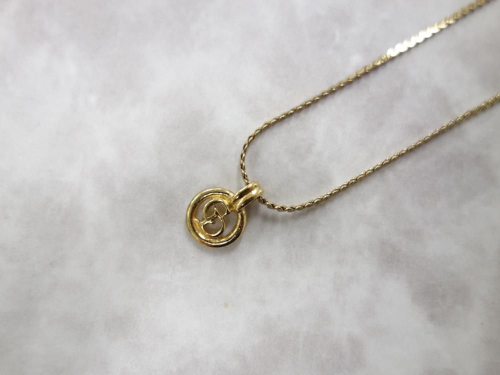 <img class='new_mark_img1' src='https://img.shop-pro.jp/img/new/icons15.gif' style='border:none;display:inline;margin:0px;padding:0px;width:auto;' />Vintage Christian Dior ꥹǥ  ͥå쥹 USED