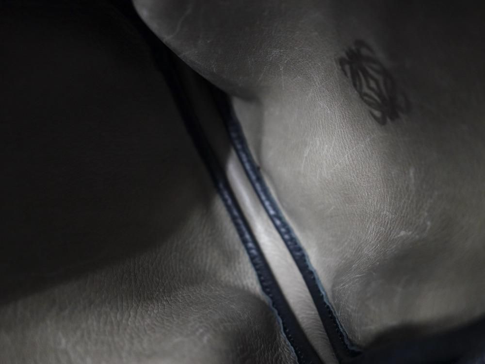 <img class='new_mark_img1' src='https://img.shop-pro.jp/img/new/icons15.gif' style='border:none;display:inline;margin:0px;padding:0px;width:auto;' />LOEWE    ߥ˥Хå ڥ USED 