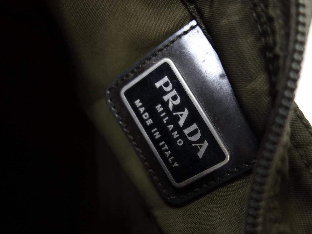 <img class='new_mark_img1' src='https://img.shop-pro.jp/img/new/icons15.gif' style='border:none;display:inline;margin:0px;padding:0px;width:auto;' />PRADA ץ  ߥ˥Хå ꥢ USED