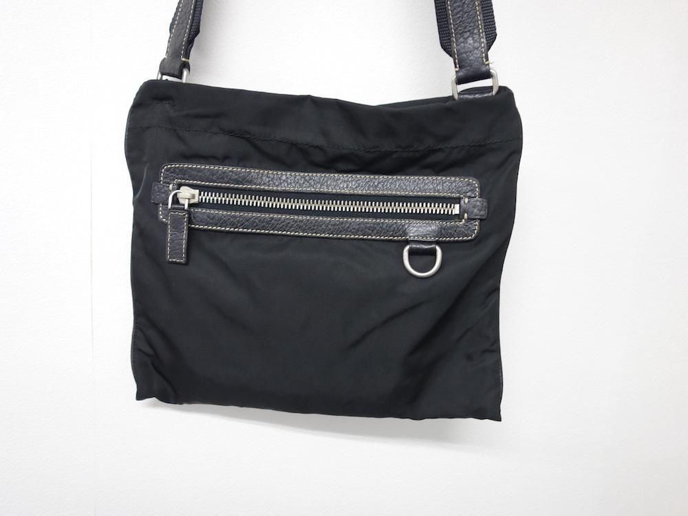 <img class='new_mark_img1' src='https://img.shop-pro.jp/img/new/icons15.gif' style='border:none;display:inline;margin:0px;padding:0px;width:auto;' />PRADA ץ  ߥ˥Хå ꥢ USED