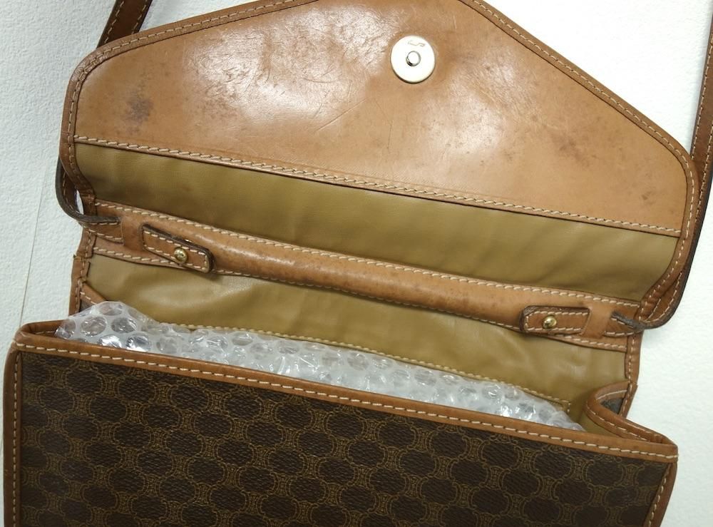 <img class='new_mark_img1' src='https://img.shop-pro.jp/img/new/icons15.gif' style='border:none;display:inline;margin:0px;padding:0px;width:auto;' />OLD CELINE  ꡼  ޥ  ߥ˥Хå ꥢ  USED 