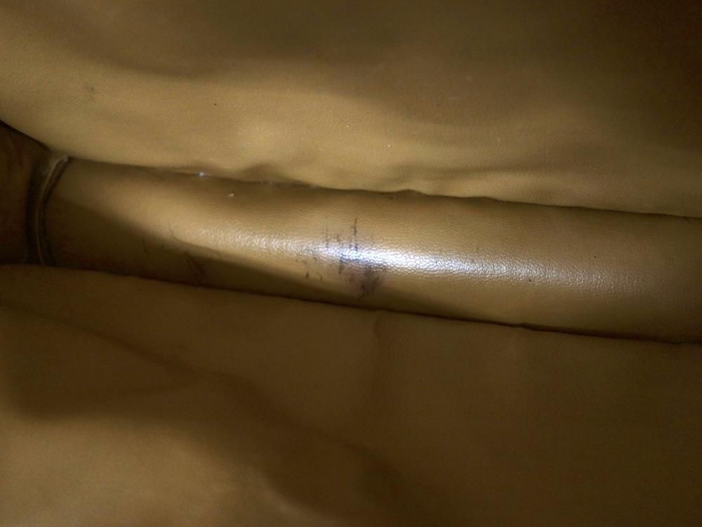 <img class='new_mark_img1' src='https://img.shop-pro.jp/img/new/icons15.gif' style='border:none;display:inline;margin:0px;padding:0px;width:auto;' />OLD CELINE  ꡼  ޥ  ߥ˥Хå ꥢ  USED 