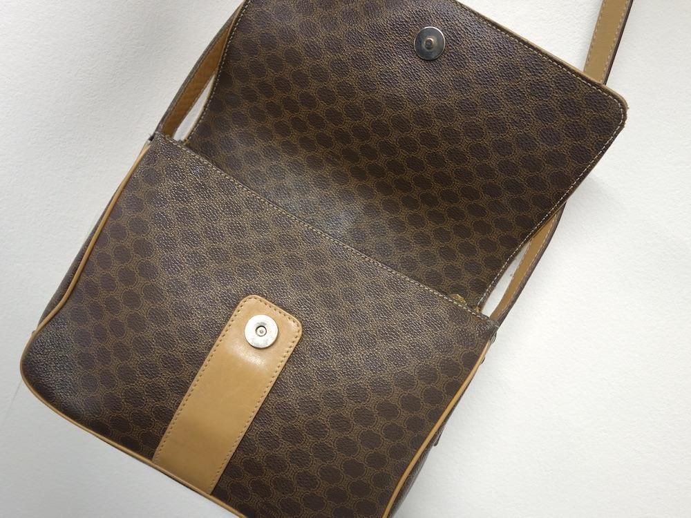 <img class='new_mark_img1' src='https://img.shop-pro.jp/img/new/icons15.gif' style='border:none;display:inline;margin:0px;padding:0px;width:auto;' />OLD CELINE  ꡼  ޥ  ߥ˥Хå ꥢ  USED 