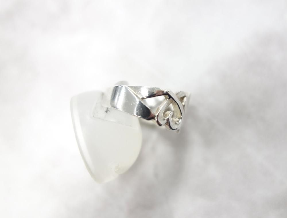 <img class='new_mark_img1' src='https://img.shop-pro.jp/img/new/icons15.gif' style='border:none;display:inline;margin:0px;padding:0px;width:auto;' />Tiffany & Co  �ƥ��ե��ˡ�  �ȥ�ץ��ӥ󥰥ϡ��� ��󥰡�����  silver925 9�� USED