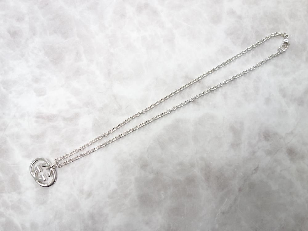 <img class='new_mark_img1' src='https://img.shop-pro.jp/img/new/icons15.gif' style='border:none;display:inline;margin:0px;padding:0px;width:auto;' />GUCCI ���å�  ���� �������� �ͥå��쥹 silver925 �����ꥢ�� USED